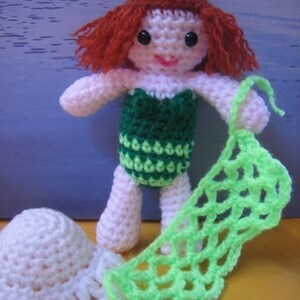 Surfie Chicks at the beach aussiegurumi crochet pattern image 3