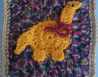 Muttaburrasurus Dinosaur Square rugalugs crochet pattern.