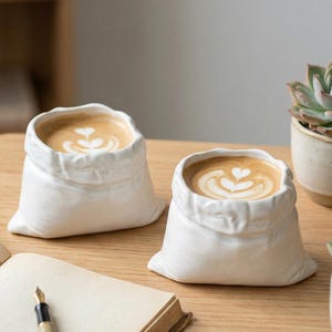 Vintage Lucky Bag Ceramic Coffee Mug Handmade Pinch Cup Modern Minimalist Home Drinkware 450ml Large Capacity Coffee Cup Uniquely Shaped Mug
