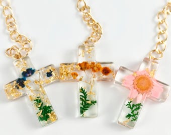 Cross keyring Christian Resin Cross keychain custom Christian keychain Cross Daisy Floral Resin Keychain Custom Real Flower Cross Keychain