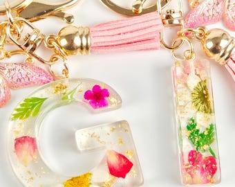 Flower keychain resin flower keychain custom keychain custom real flower keychain bridesmaid gift wife gift family gift