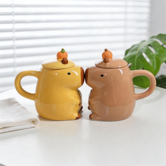 Cute Couple Capybara Mugs with Lid – Adorable Ceramic Animal Cups for Lovers, Cute Animal Gift for Women, Kids & Capybara FansDecor