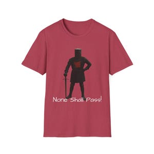 Niets zal het Citaat van de Zwarte Ridder doorgeven T-shirt | Brits Comedy Nostalgia T-shirt