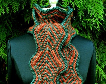 Zigzag Diamond Knit Scarf in Green and Rust Medium Size