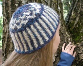 Rippling Waves Knitted Cap from Handspun Yarn