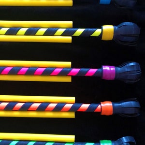 Supergrip Flowersticks Set by Rainbow Dragon + Silicon Sticks - Flower/Devil Stick