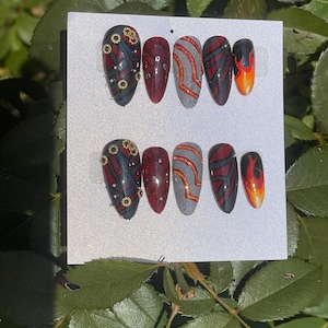 Karlach, Baldur&#39;s Gate 3 Reusable Press on Nails
