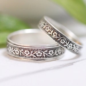 Sterling Silver Wedding Band, Womens Wedding Band, Mens Wedding Band, Petunia, Floral Wedding Ring, Womens Wedding Ring, Mens Wedding Ring