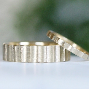 Hammered Solid Gold Wedding Band / Modern Wedding Ring 14k Yellow Wide Wedding Band Simple Wedding Band Womens Wedding Band Classic GROOVED