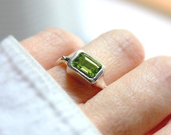 Jane Ring - Silver and Peridot - August Birthstone Ring - Cocktail Ring - Personalizable Gemstone Ring - Peridot Statement Ring