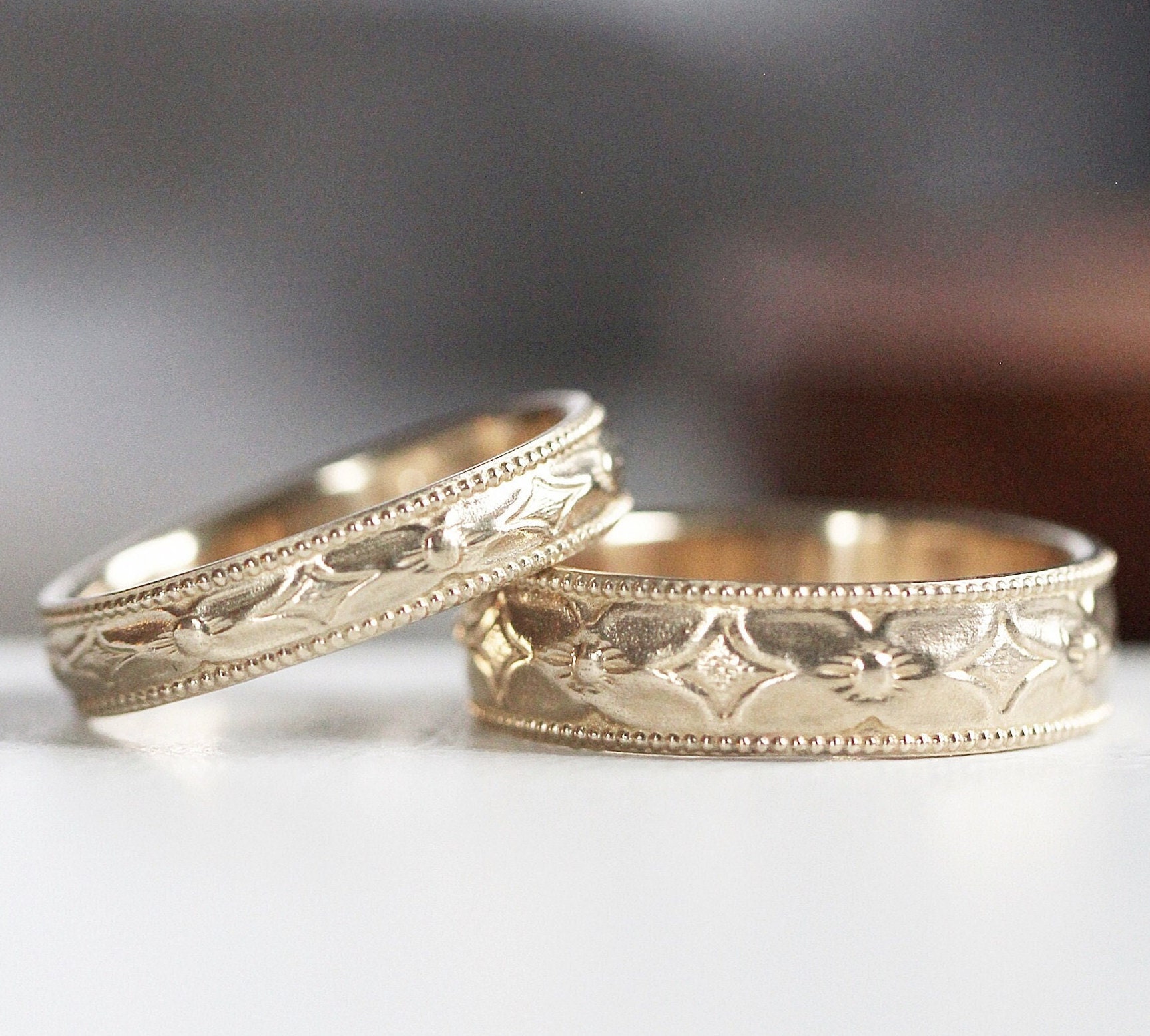 Dogwood Wedding Band: Vintage Style 14k Yellow Gold Ring - Etsy