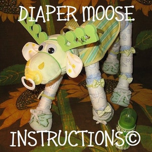 DIY Windel Elch Anleitungen. Lerne wie man Morty the Moose aus Windeln und so macht. Baby Geschenk Andenken personalisieren