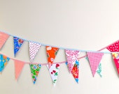 The Original Oilcloth Party Banners/Buntings/Pennants/Pendents - 8 FLAGS