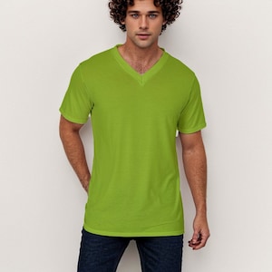 Stoner Mystery Detective Costume V-Neck Green Shirt Shaggy