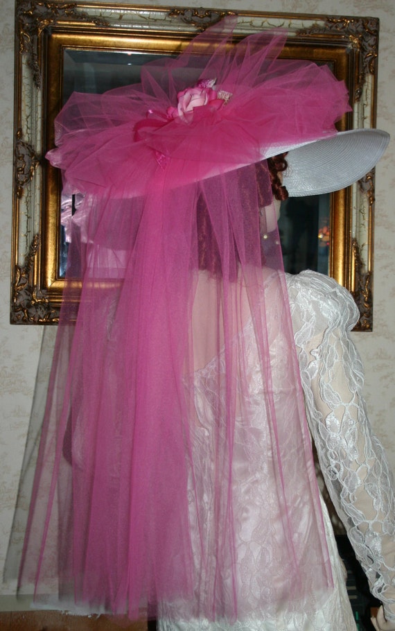 Southern Belle Tea Party Hat: White Straw Kentucky Derby Hat  display picture 2