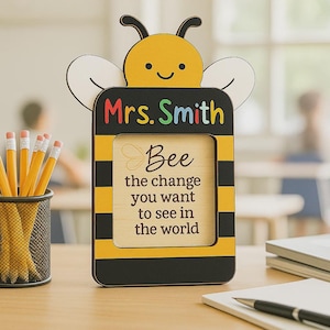 Motivational Sticky Note Holder for Teachers – Custom Bee Themed Teacher Desk Organizer | Back-to-School Gift & Appreciation