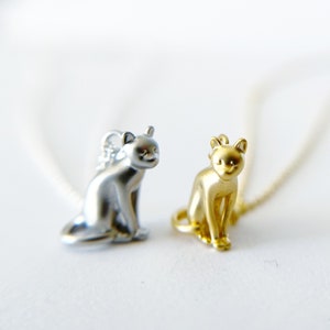 Sitting Cat Necklace gold or silver dainty layering necklace image 1