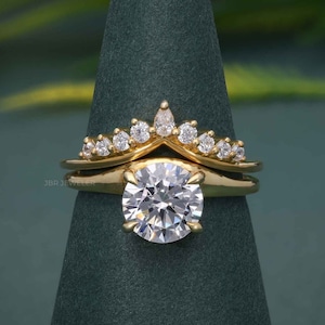 Round Cut Moissanite Bridal Set with Curved Matching Band, Moissanite Engagement Ring Set, Solid Gold Wedding Sets for Women, Promise Ring