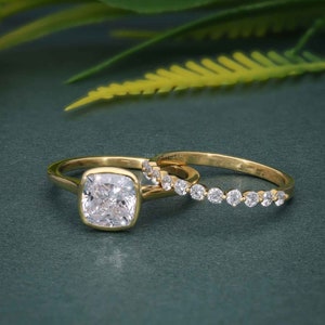 Cushion Cut Moissanite Bridal Set, Cushion Engagement Ring With Wedding Band, Bezel Set Bridal Ring, Gift for Her, 18k Gold Ring set for Her