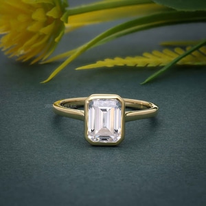 Bezel Set Emerald Cut Lab grown Diamond Ring in 14k Solid Gold, Solitaire Engagement Ring, Dainty Statement Ring, Anniversary Gift For Her