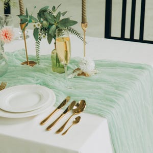 Sage Green Cheesecloth Table Runner Boho Wedding Decor Rustic Table Centerpieces Hand Dyed Gauze Fabric Table Cloth Wedding Table Runner