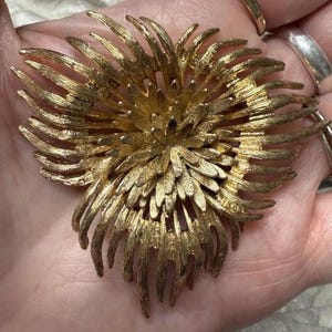 Signed MONET Gorgeous Flower Shaped Gold Tone Textured Brooch 2.5" H