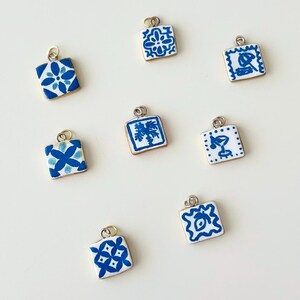 Traditional Portuguese Tile Charm Mediterranean Style Jewelry Component Handmade Ceramic Supply Blue White Pattern Collection Cultural Design Elements Square Pendant Making Supply Authentic Azulejo Motif Set Artisan Crafted Essential Piece