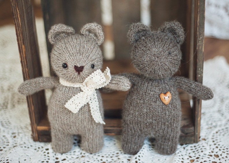 PATTERN Brambles Bear adorable knitting handknit bear image 3