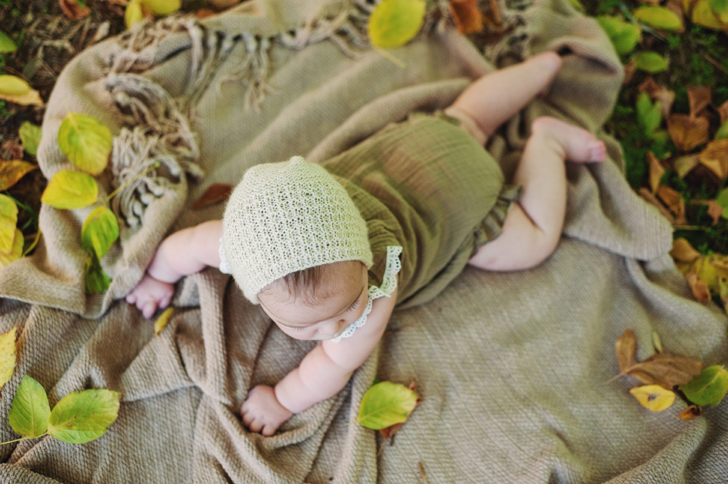 Lace Detail  Bonnet in Sage Green (0-9mths)
