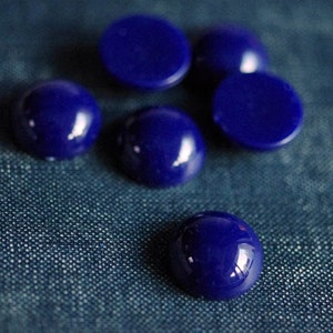 CLOSEOUT - Vintage 15mm Round Acrylic Flatback Cabochons - Navy Blue - 12pcs - Opaque Blue Round Cabochon, Dark Blue Plastic Cabochon