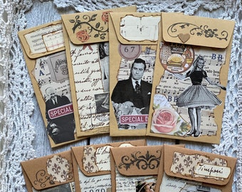 Set di 8 buste in stile vintage fatte a mano. Pockets vintage. These envelope pockets are embellished front.