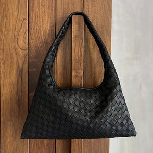 Small Geometric Leather Shoulder Bag zdjęcie 2