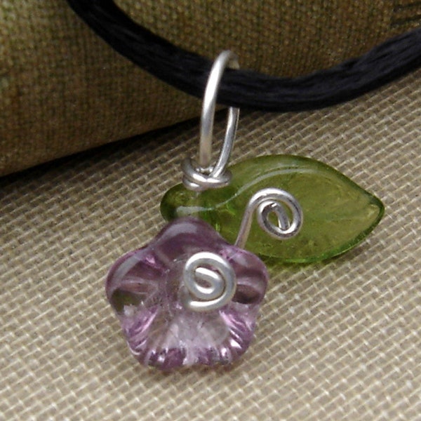 Little Lilac Purple Glass Flower Pendant Necklace, Purple Gift for Women, Purple Flower Necklace, Flower Girls Jewelry, Purple Floral