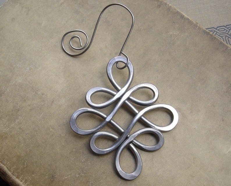 Looping Crossed Knots Celtic Christmas Ornament, Christmas Gift, Hanging Irish Decoration image 7