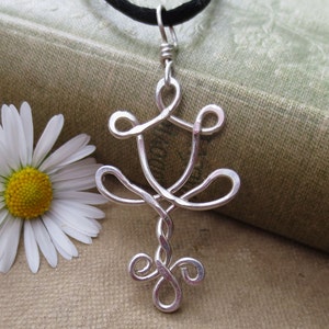 Daffodil Necklace Sterling Silver Wire Jewelry, Women Gift for Girls, Flower Necklace, Flower Jewelry, Daffodil Jewelry Gift for Her
