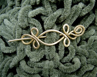 Little Brass Celtic Shawl Pin, Double Crossed Loops Scarf Pin, Sweater Clip Brooch, Lace Shawl Pin, Knitting Accessories, Gift for Women