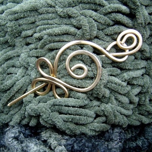 Celtic Budding Spiral Brass Shawl Pin, Scarf Pin, Wrap Fastener, Metal Hair Pin, Women, Sweater Closure Hair Barrette, Knitter Gift image 5