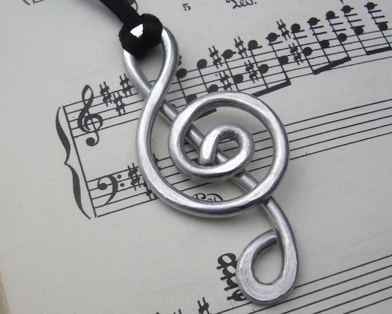 G clef best sale necklace