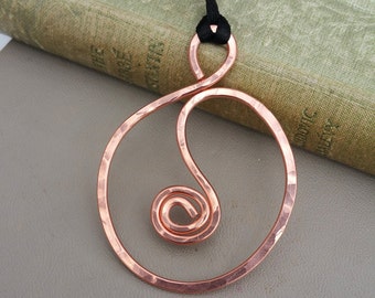 Big Spiral Circle Copper Pendant, Large Copper Necklace, Copper Jewelry, Big Statement Necklace Hammered Wire, Women Circle Necklace, Unisex
