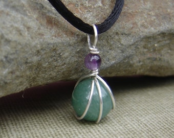 Little Green Aventurine and Amethyst Wirewrapped Pendant, Gift for Her Small Green Stone Necklace, Women Stone Jewelry, 8mm Bead