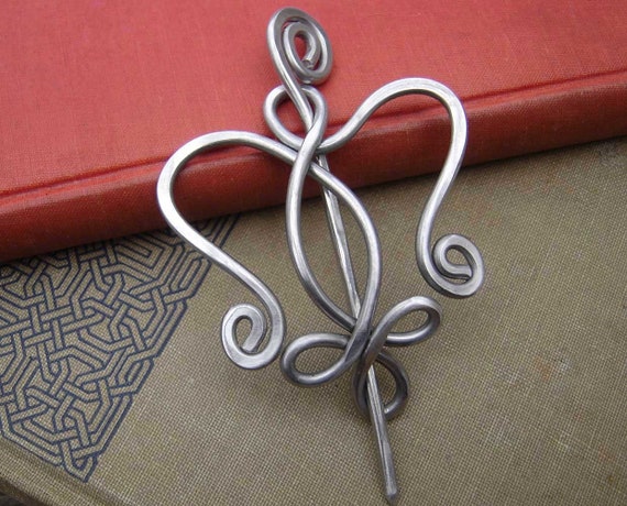 Metal Heart Shawl Pin