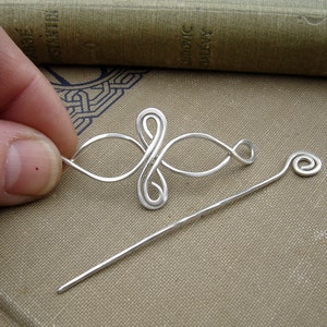 Little Celtic Infinity Loops Sterling Silver Shawl Pin, Scarf Pin, Brooch, Sweater Clip Lace Shawl Pin, Knitting Celtic Jewelry Accessories image 5