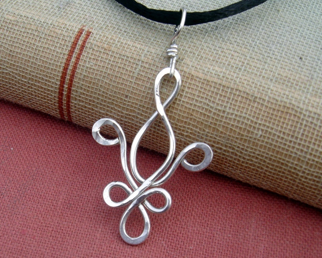 ブレスレット LESS IS MORE silver fleur necklace Sterling Silver Fleur-de-lis Necklace, Fleur De Lis Jewelry