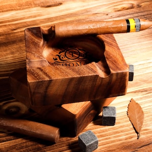 Posacenere per sigari personalizzato, porta sigari, posacenere unico, posacenere in legno di noce, accessorio per sigari, regalo per marito e padre, regalo per lo sposo