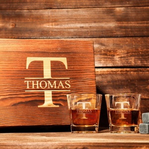 Personalized Whiskey Glass Set with Wooden Box, Groomsmen Gift, Best Man Gift, Groomsman Proposal, Boyfriend Gift, Gifts for Men