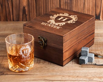 Juego de vasos de whisky personalizados con caja de madera grabada, regalo para padrinos de boda, regalo para el padrino de boda, propuesta para padrinos de boda, regalo para novio, regalos para hombres.