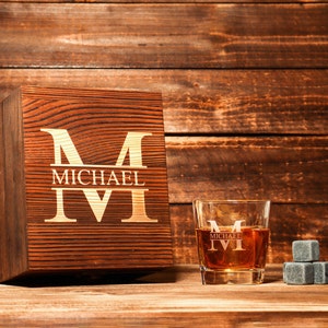 Personalized Whiskey Glass Set with Wooden Box, Groomsmen Gift, Best Man Gift, Groomsman Proposal, Boyfriend Gift, Gifts for Men