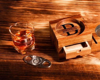 Personalized Cigar Holder, Groomsmen Gifts, Bachelor Party Gifts for Men, Father's Day Gift, Birthday Gift for Him,Wooden Cigars Accessories