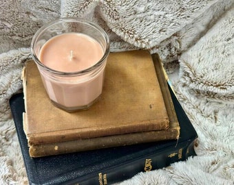 Hidden Bible Verse Candle - Comfort (9oz)