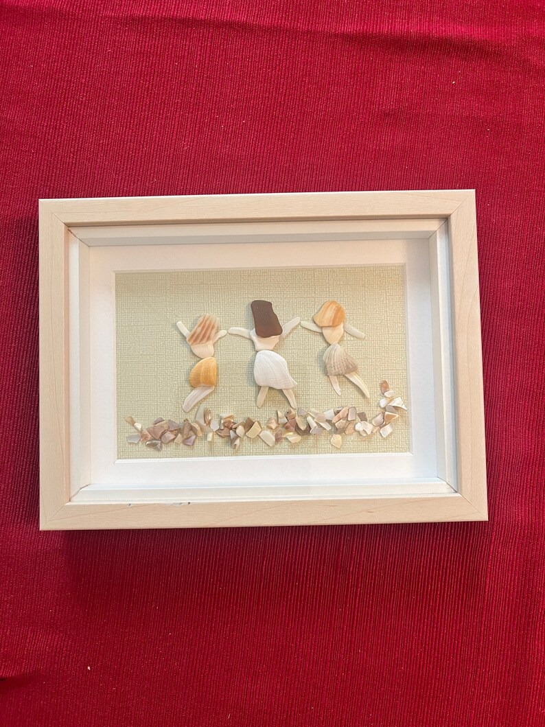 Shell Art Dancing Girls - Etsy